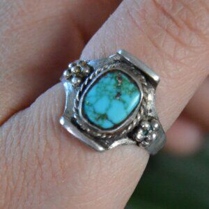 Vintage Navajo Sterling Silver and Turquoise Ring, Size 7
